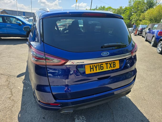 2025 Ford S-max