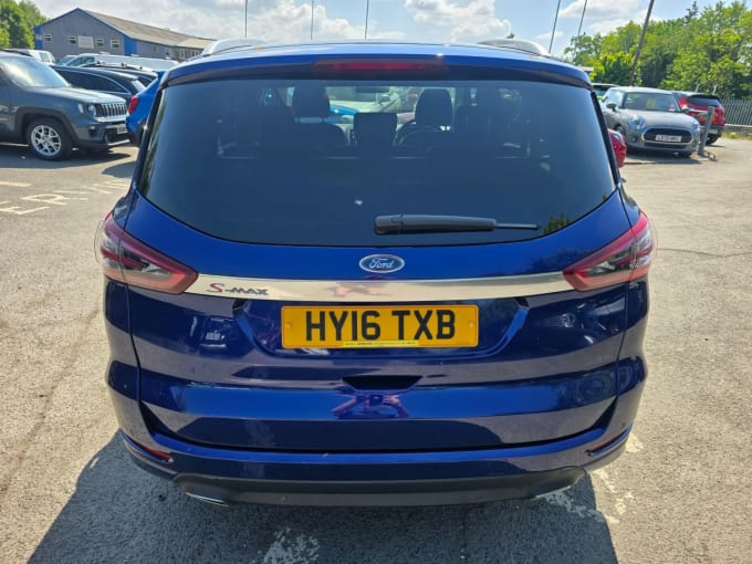 2025 Ford S-max