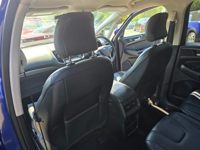 2025 Ford S-max