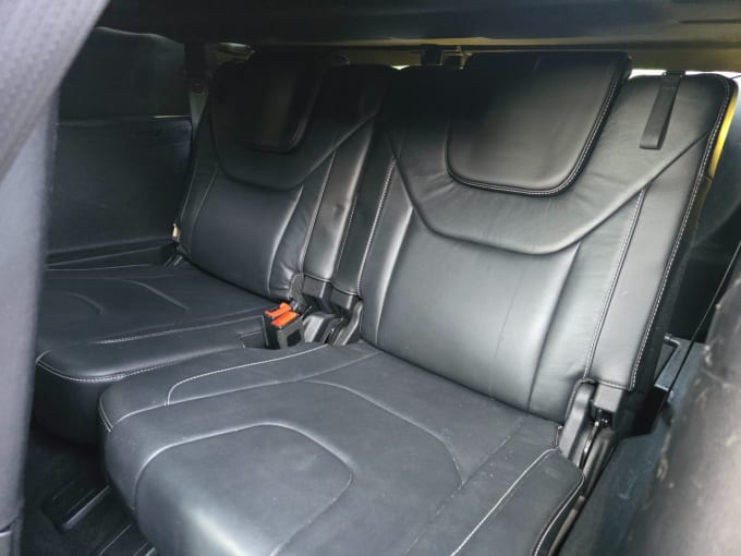 2025 Ford S-max