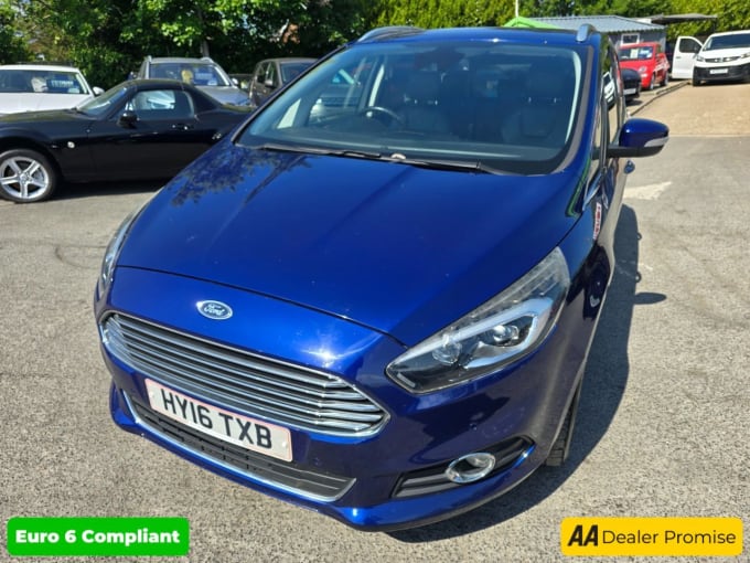 2025 Ford S-max