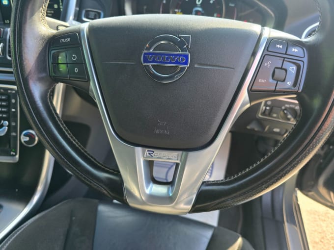 2025 Volvo Xc60
