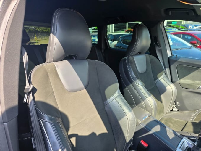 2025 Volvo Xc60