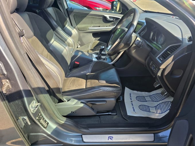 2025 Volvo Xc60