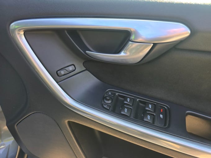 2025 Volvo Xc60
