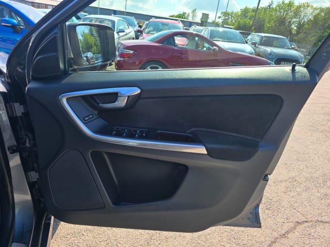 2025 Volvo Xc60