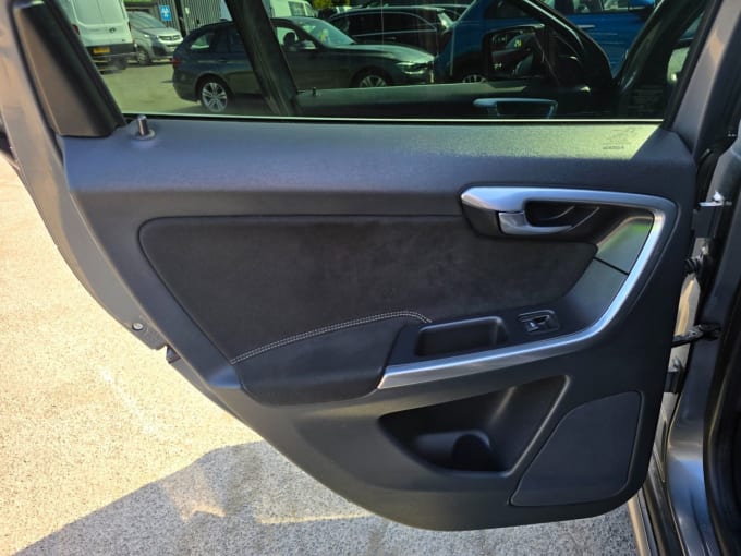2025 Volvo Xc60