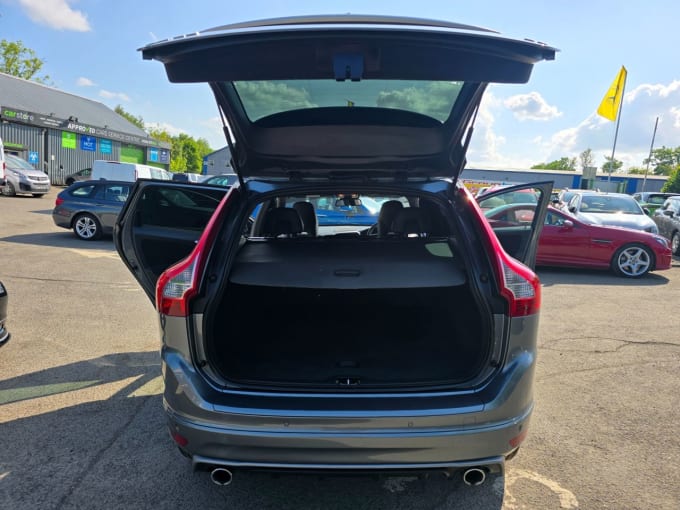 2025 Volvo Xc60