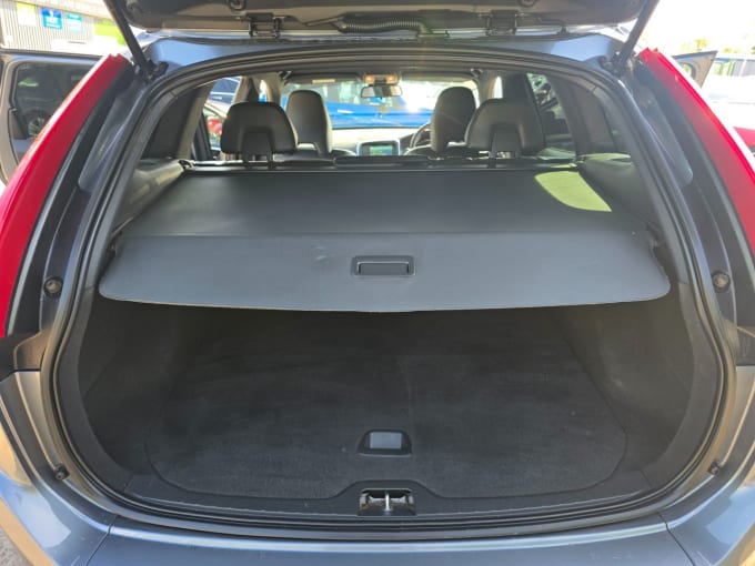 2025 Volvo Xc60