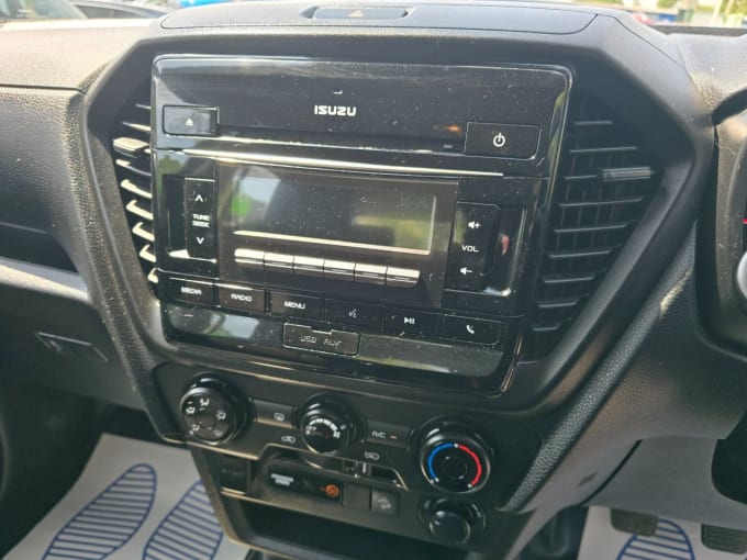 2025 Isuzu D-max