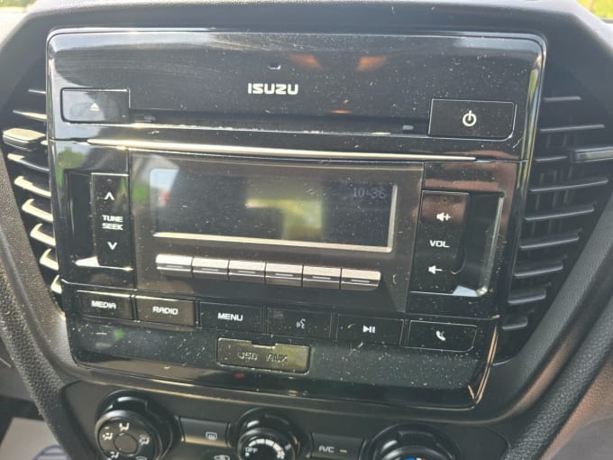 2025 Isuzu D-max