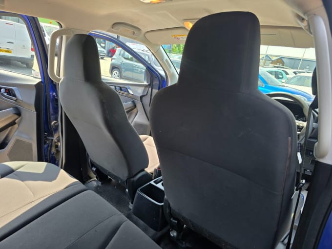 2025 Isuzu D-max