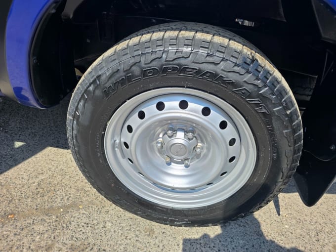 2025 Isuzu D-max
