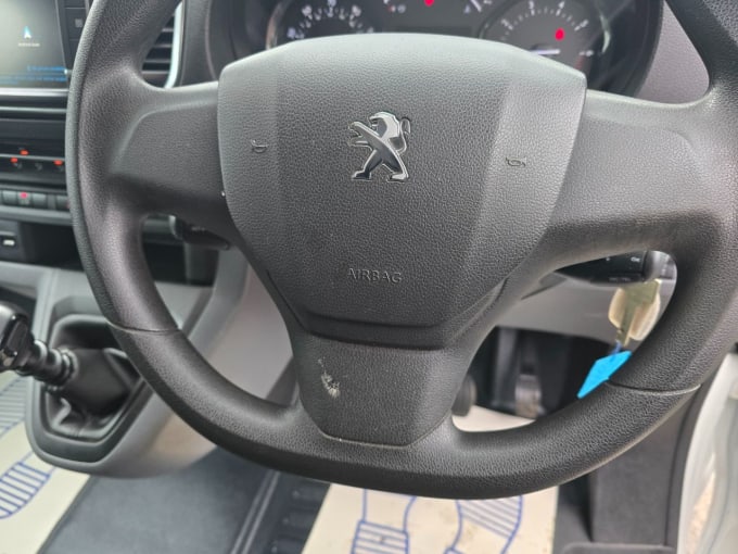 2025 Peugeot Expert