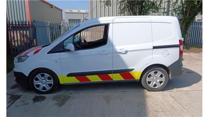 2025 Ford Transit Courier