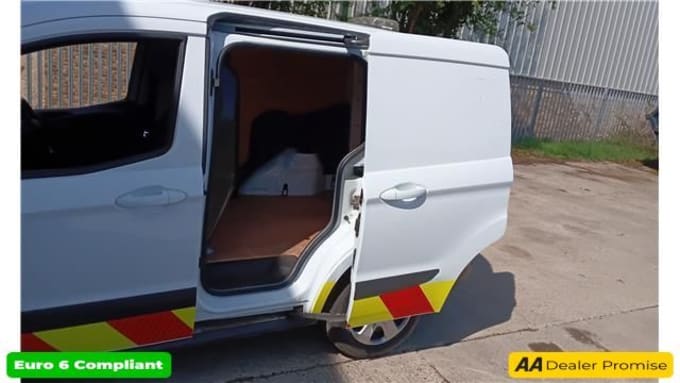 2025 Ford Transit Courier
