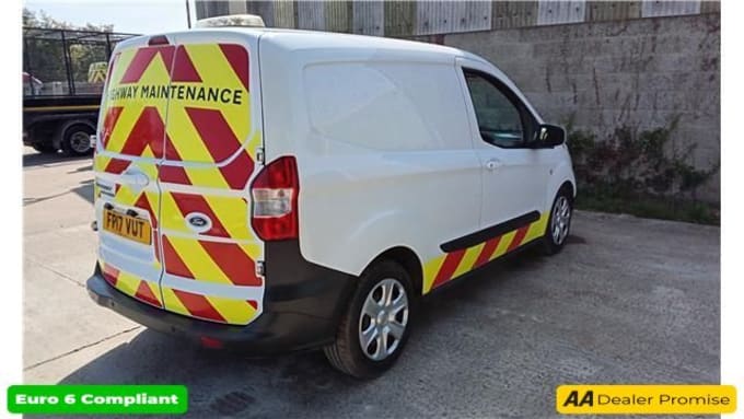 2025 Ford Transit Courier