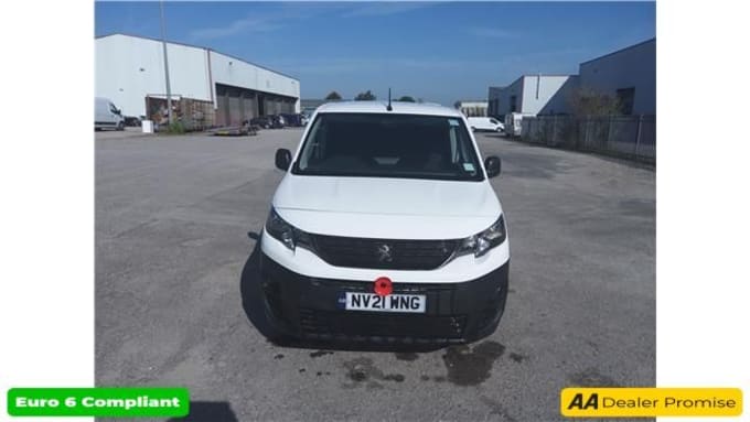 2025 Peugeot Partner