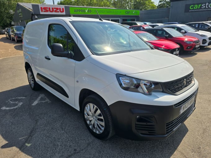 2025 Peugeot Partner