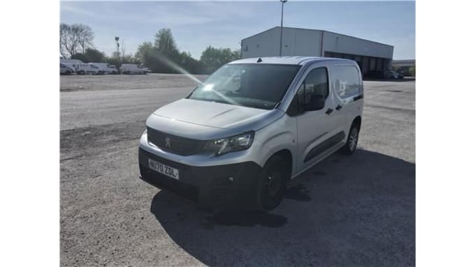 2025 Peugeot Partner