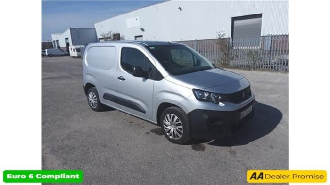 2025 Peugeot Partner