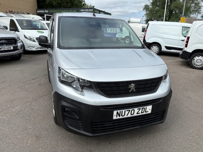 2025 Peugeot Partner