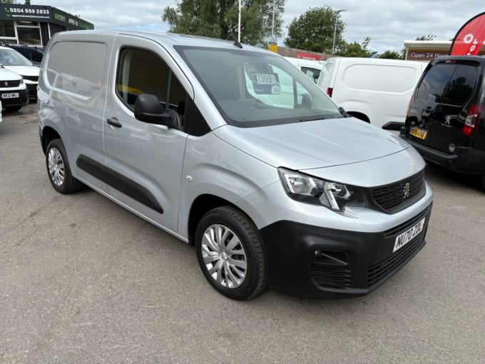 2025 Peugeot Partner