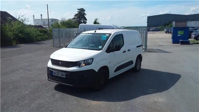 2025 Peugeot Partner