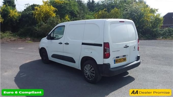 2025 Peugeot Partner