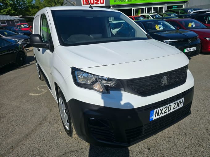 2025 Peugeot Partner
