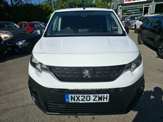 2025 Peugeot Partner