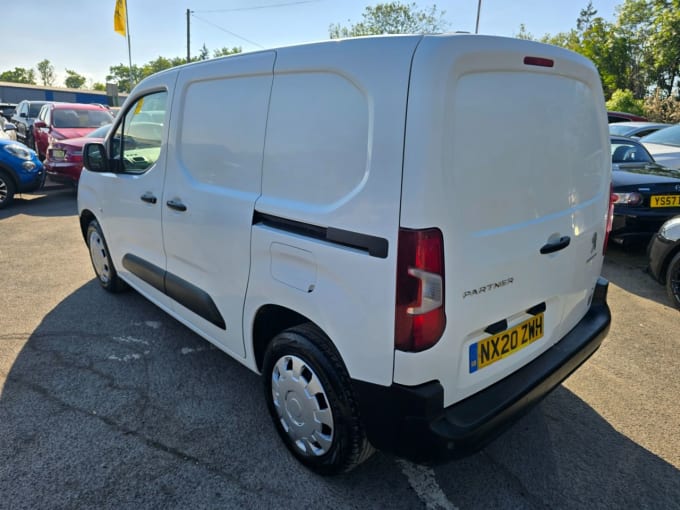 2025 Peugeot Partner