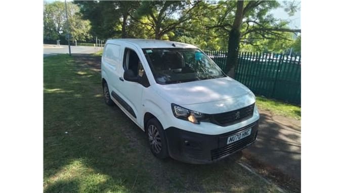 2025 Peugeot Partner
