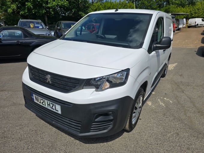 2025 Peugeot Partner