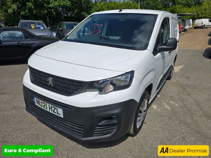 2025 Peugeot Partner