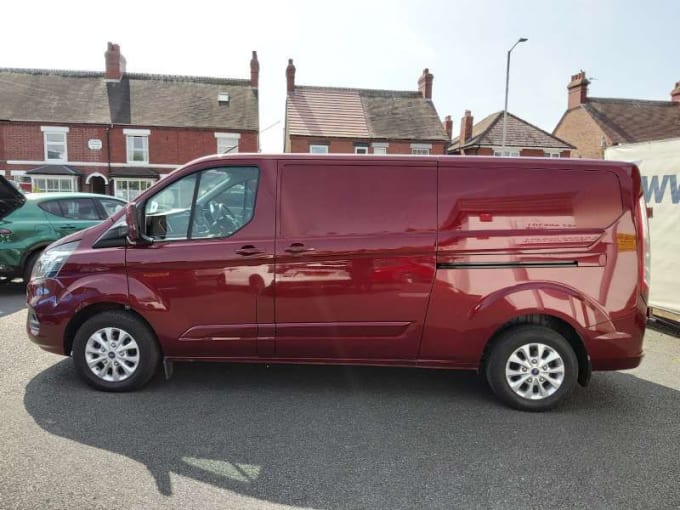 2025 Ford Transit Custom