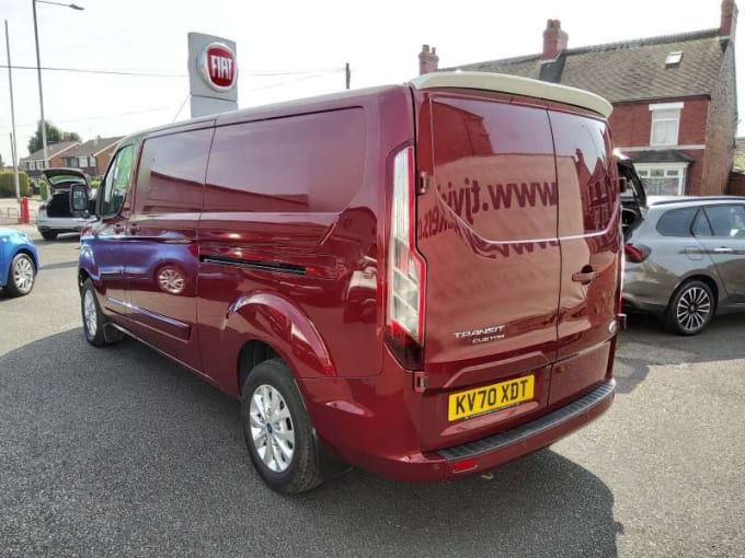 2025 Ford Transit Custom