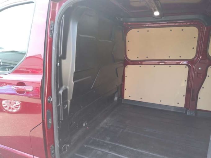 2025 Ford Transit Custom