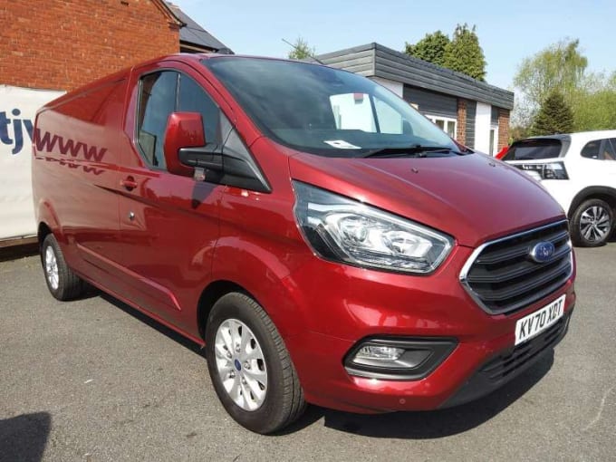 2025 Ford Transit Custom