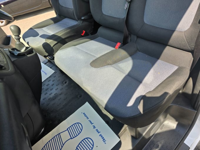 2025 Vauxhall Vivaro