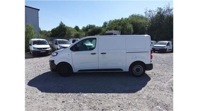 2025 Peugeot Expert