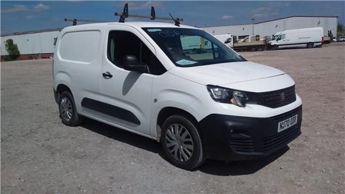 2025 Peugeot Partner