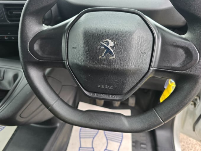 2025 Peugeot Partner