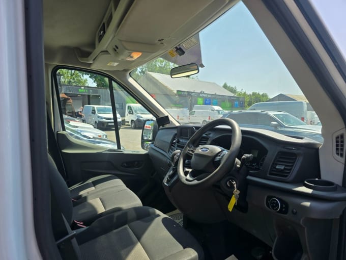 2025 Ford Transit