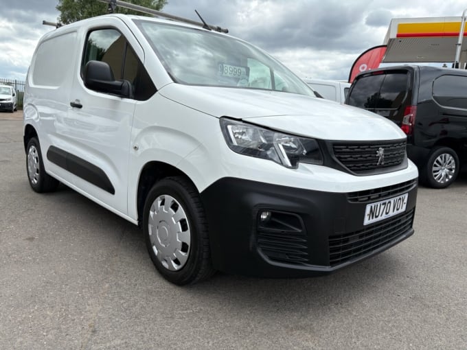2025 Peugeot Partner