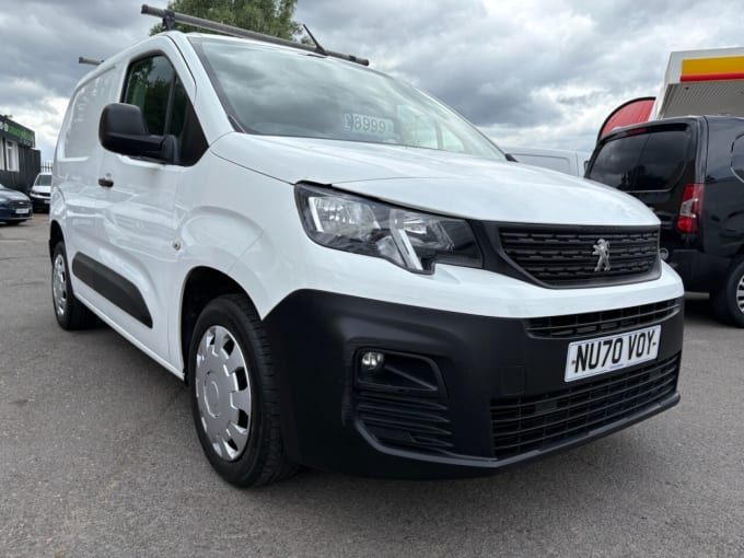 2025 Peugeot Partner