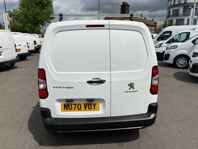 2025 Peugeot Partner