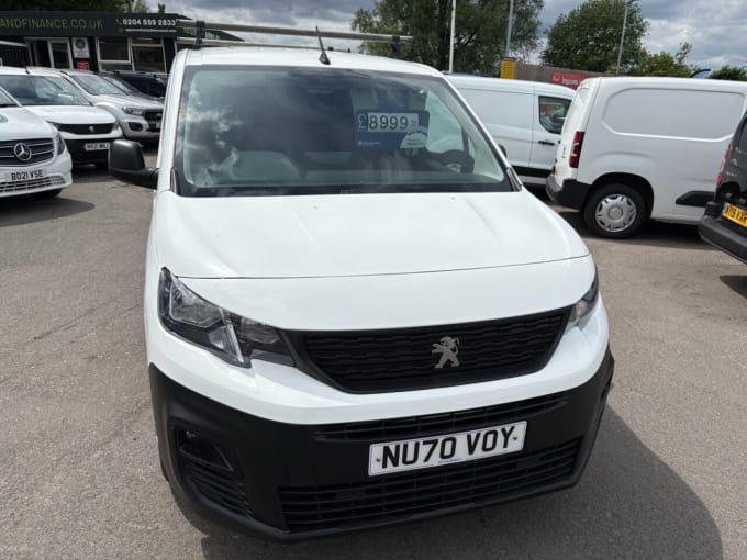 2025 Peugeot Partner