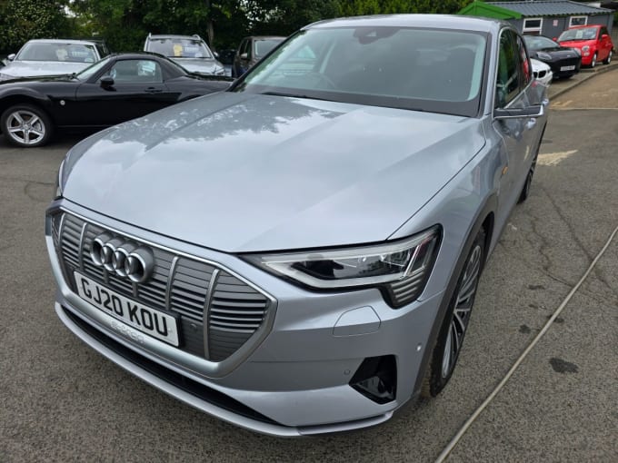 2025 Audi E-tron