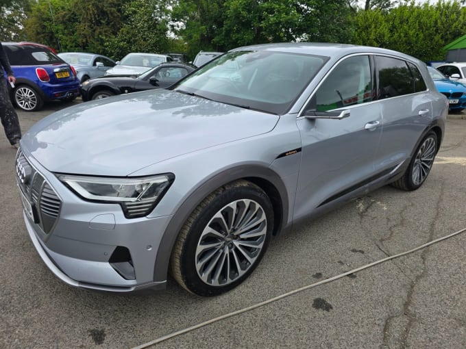 2025 Audi E-tron